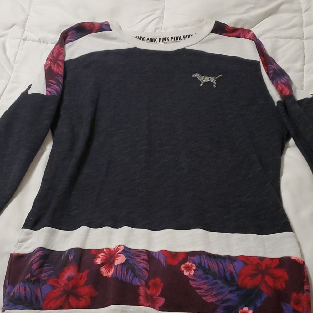 🌺Victoria secret sweater
